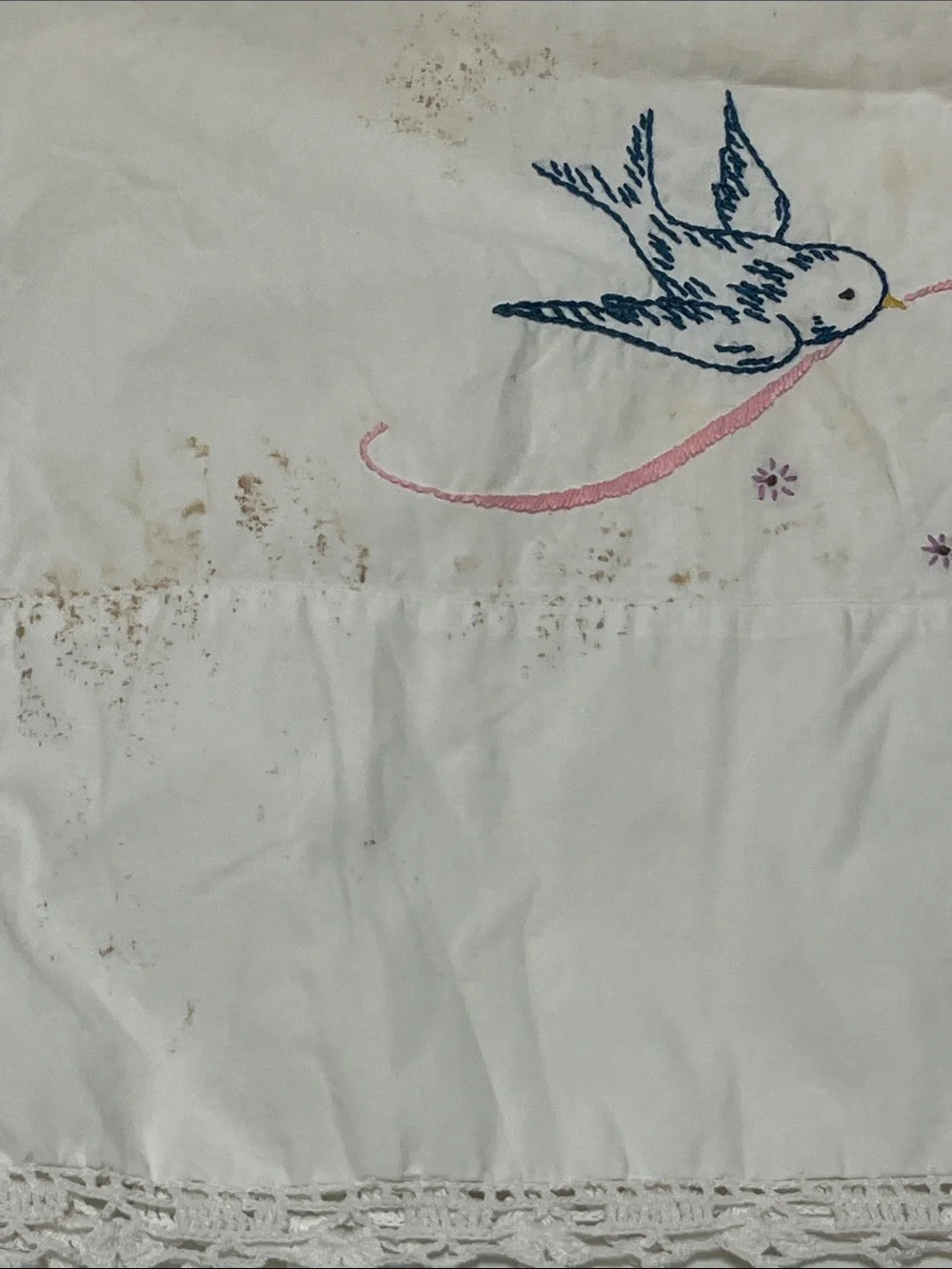 VTG-Hand-embroidered-Queen Pillowcases, Bluebirds,Ribbon & Floral Motif-Crochet